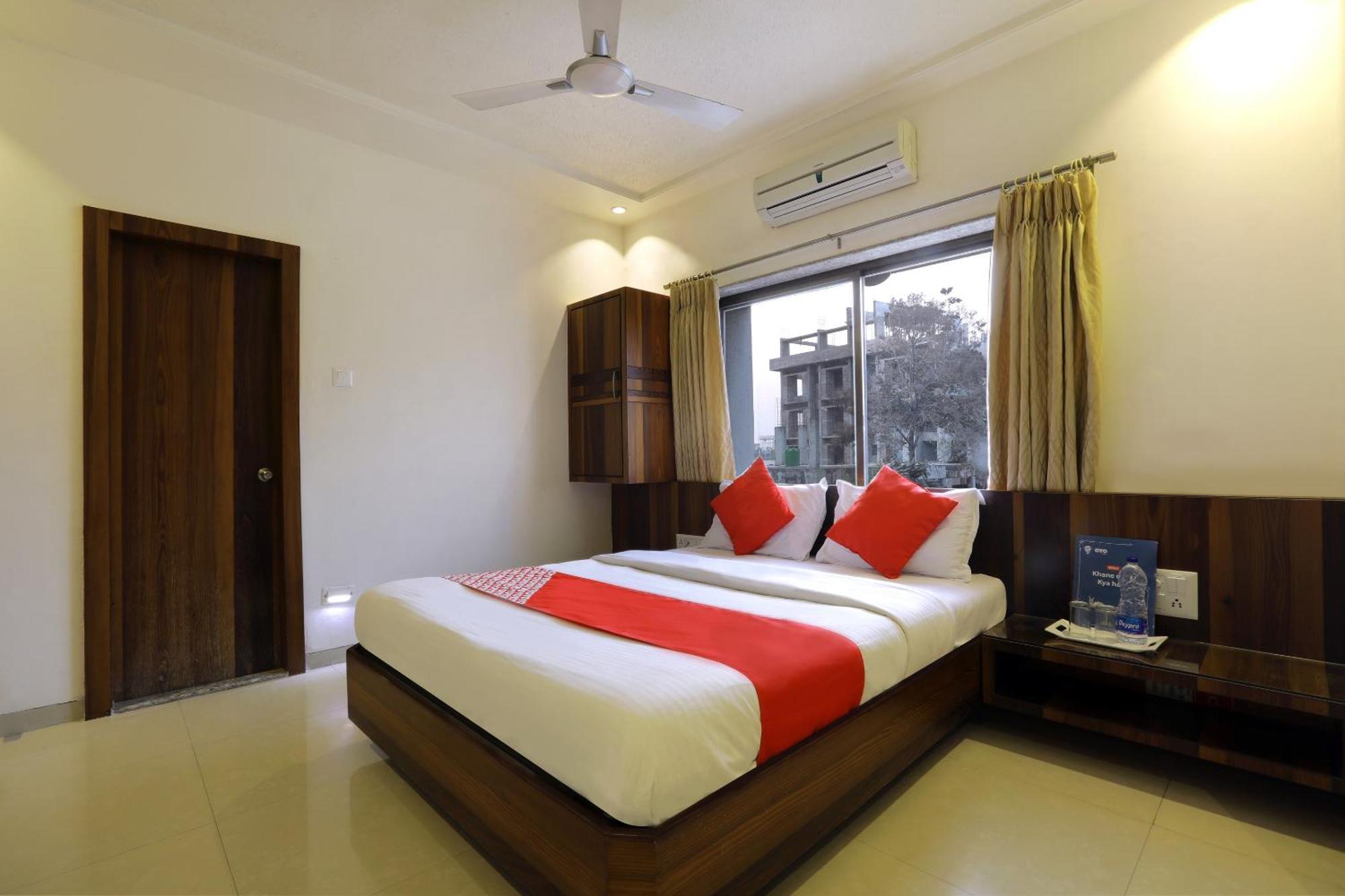 Collection O Satyan Inn Shirdi Extérieur photo