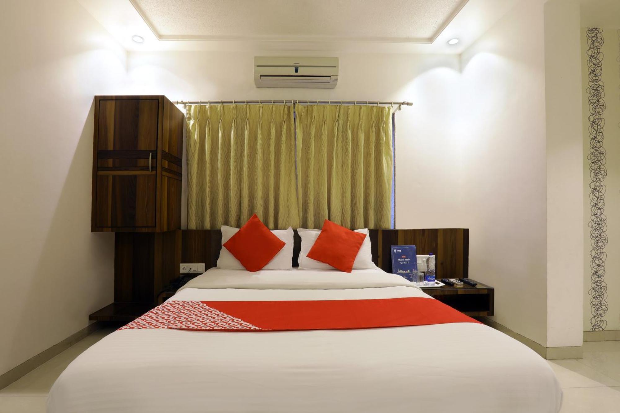 Collection O Satyan Inn Shirdi Extérieur photo