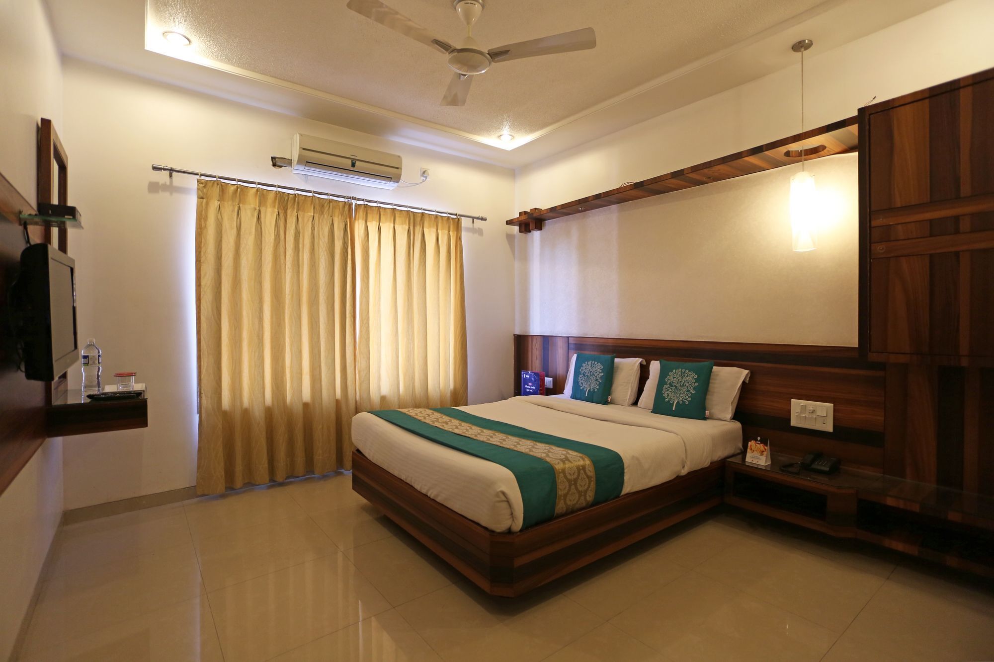 Collection O Satyan Inn Shirdi Extérieur photo